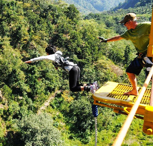 Adventures of white water rafting in rishikesh